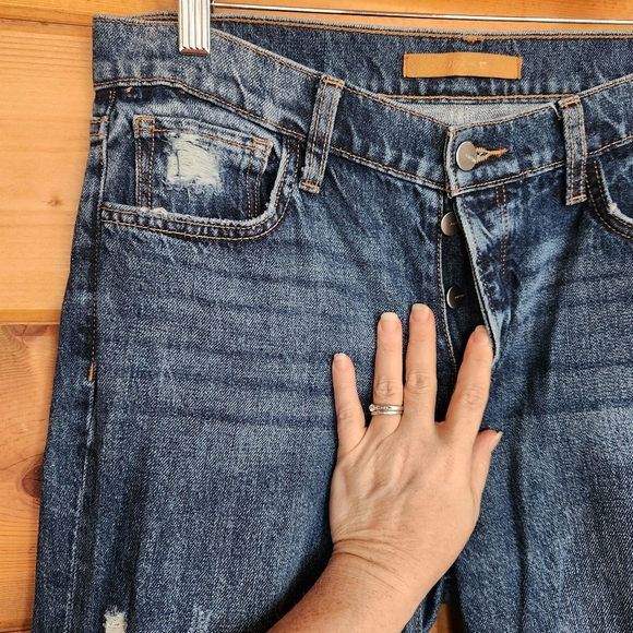 Joe's Scout Mid Rise Slim Boyfriend Jeans Cropped Distressed In Remix Sz 29 X27" - Picture 4 of 13
